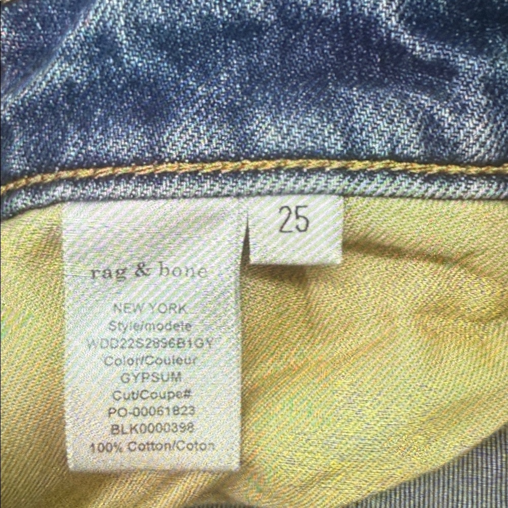 Rag & Bone Nina High Rise Ankle Cigarette Ankle Jeans
Size 25 button closure - Picture 3 of 3
